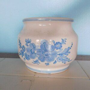 Vintage FTD Cream and Blue Flower Pot Vase 1981